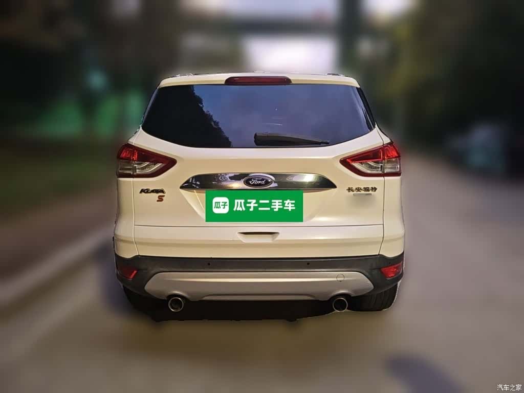 Ford Kuga, 2015 4