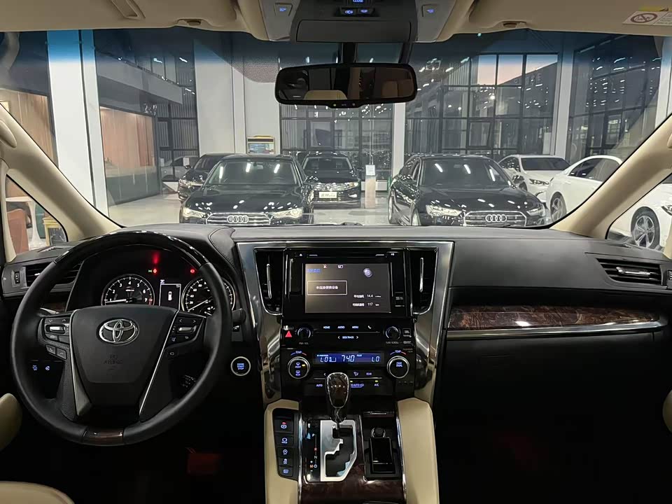 Toyota Elfa Toyota Elfa