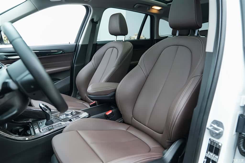 BMW X1, 2023 7