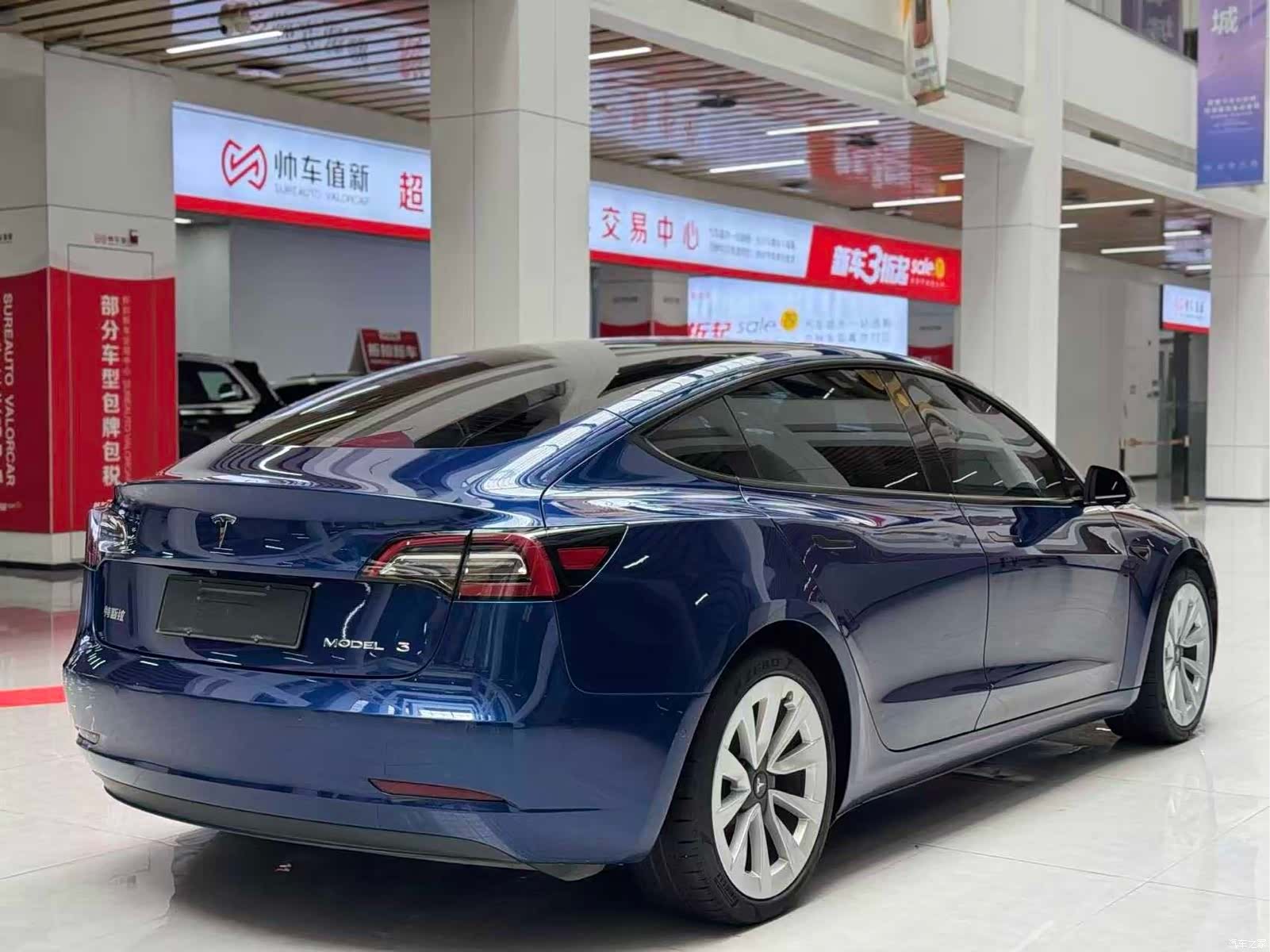 Tesla Model 3, 2021 все фото