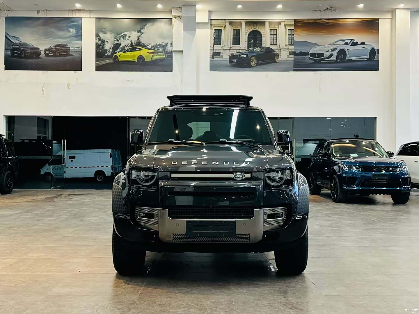 Land Rover Defender, 2025 2