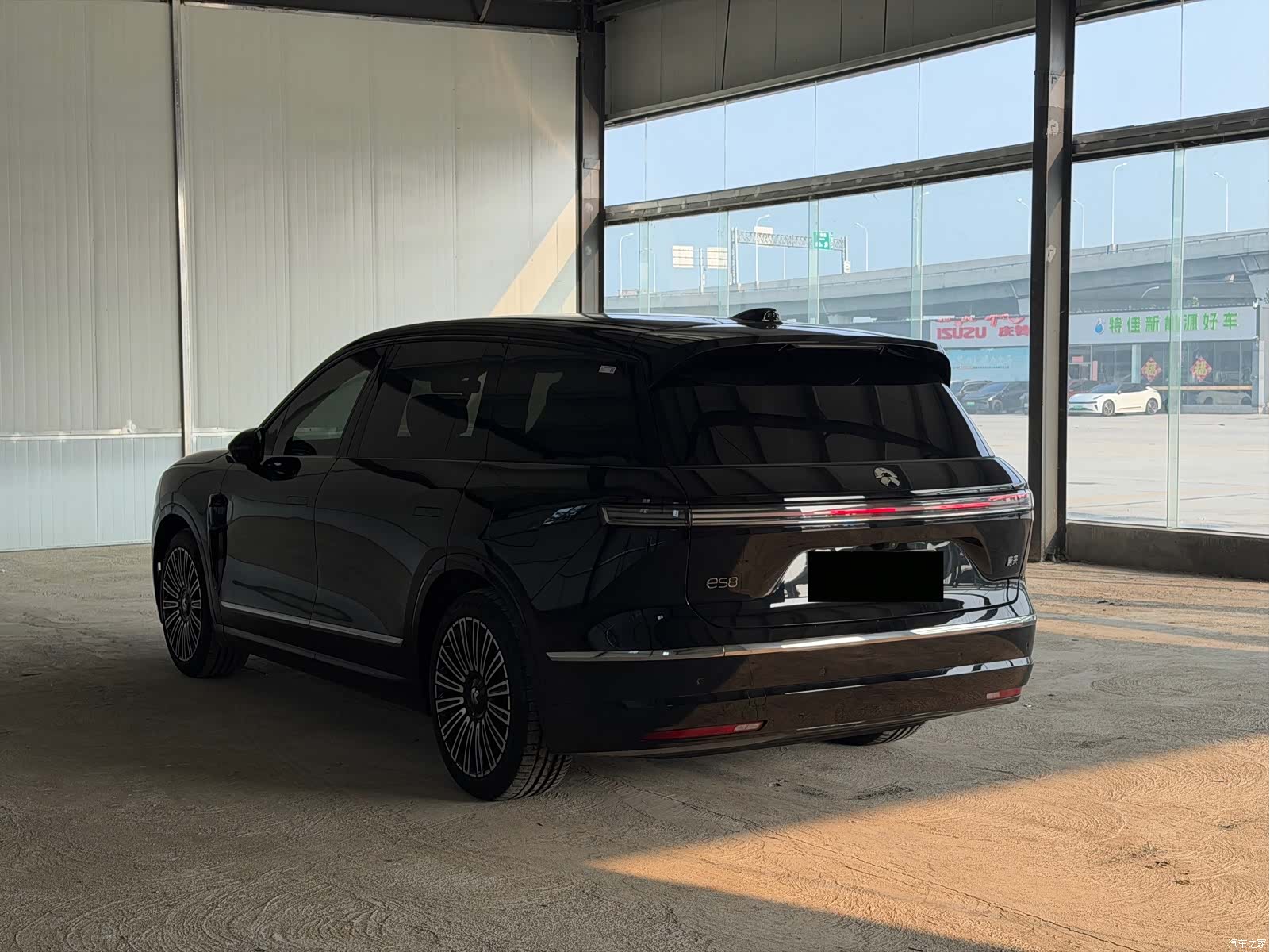 NIO ES8, 2025 6