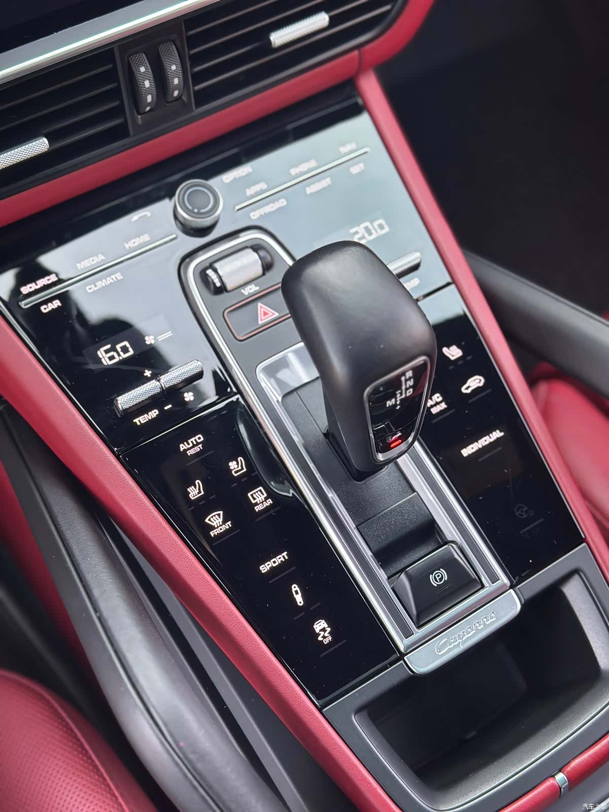Porsche Cayenne, 2022 14