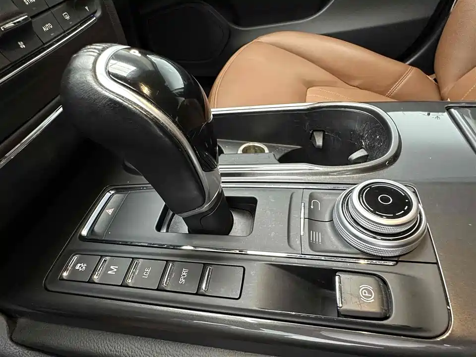 Maserati Ghibli Maserati Ghibli