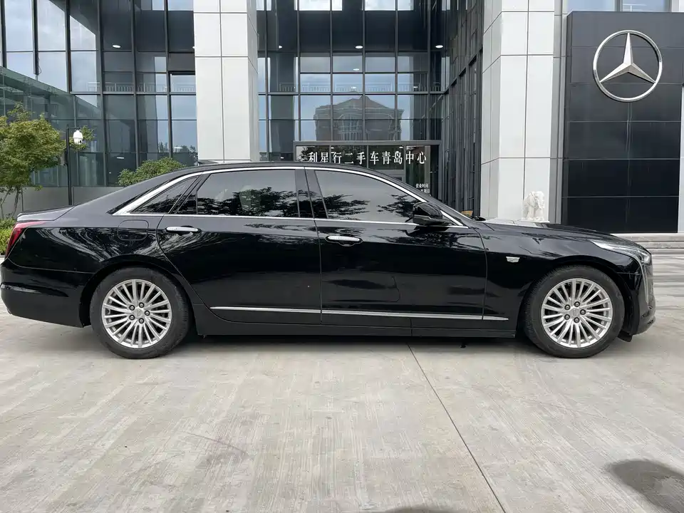 Cadillac CT6