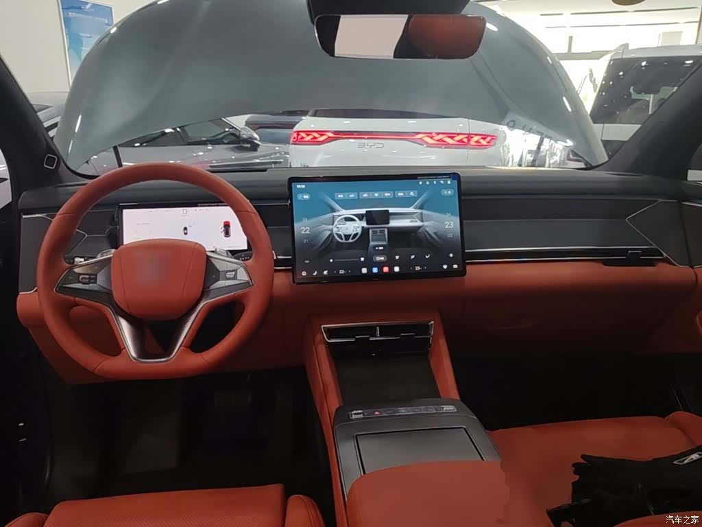 BYD Tang, 2025 10