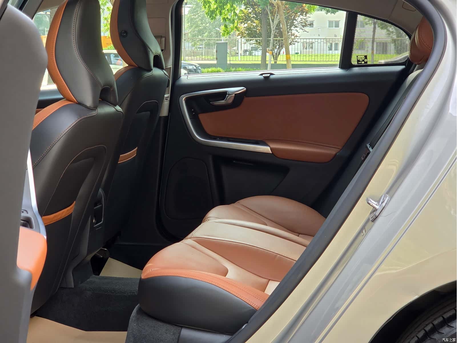 Volvo S60, 2015 7