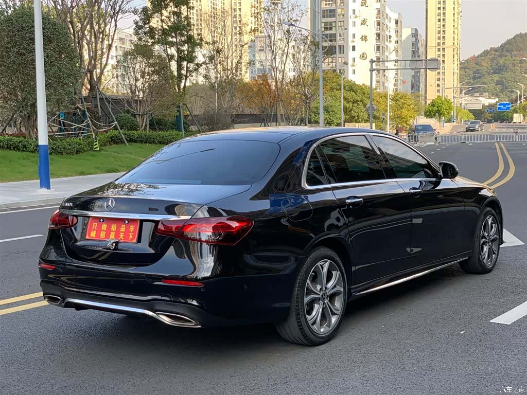 Mercedes-Benz E-Class, 2022 4