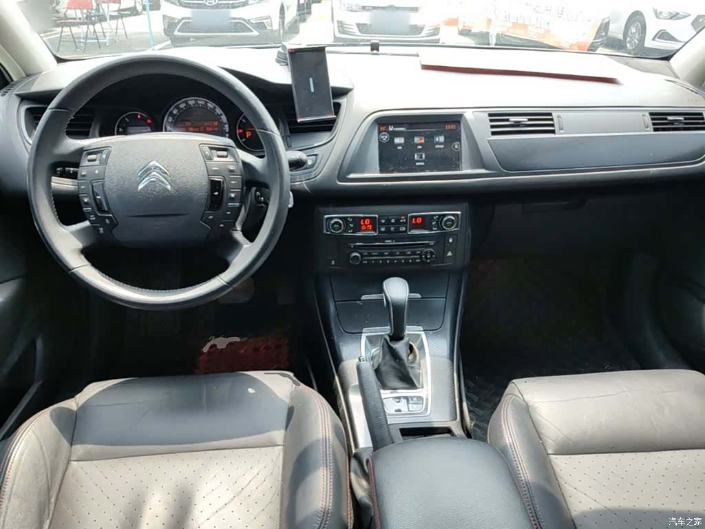 Citroen C5, 2015 10