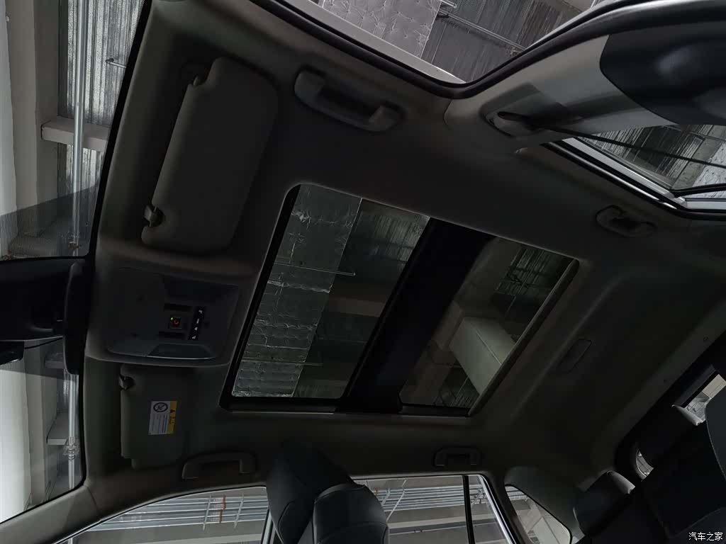 Toyota RAV4, 2024 14