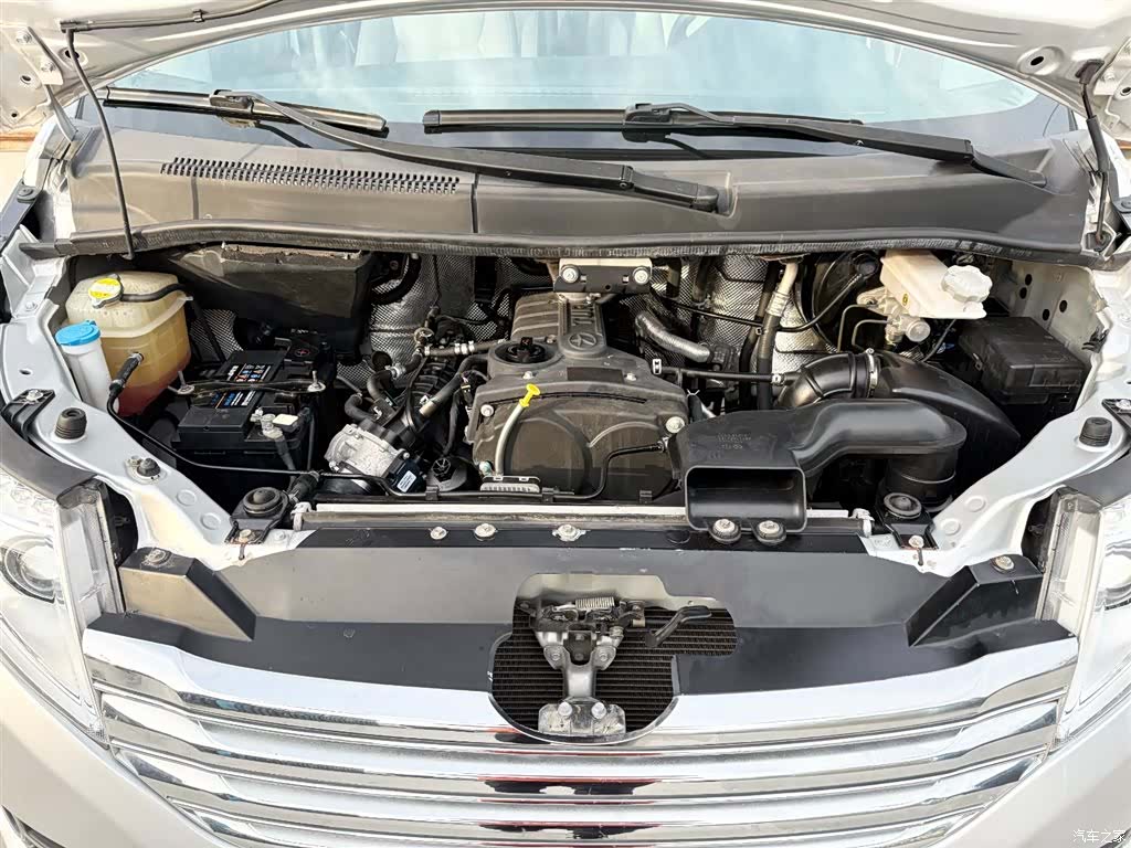 JAC M5, 2018 18