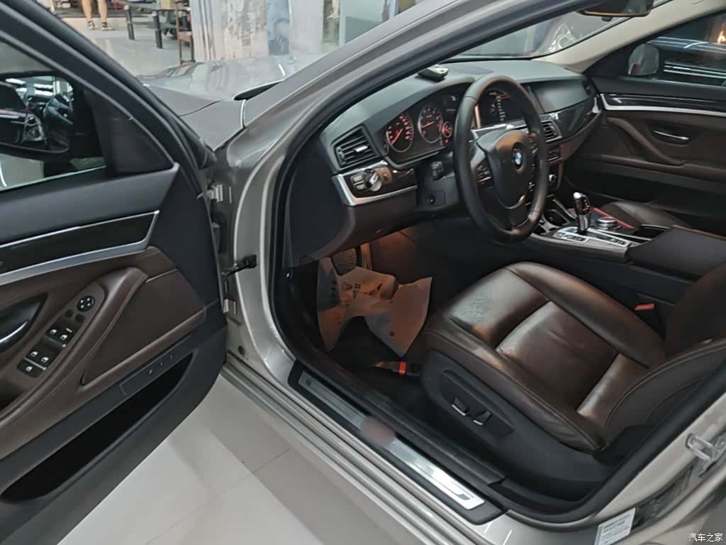 BMW 5 Series, 2015 16