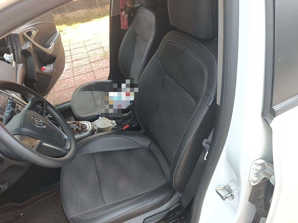 Buick XT, 2015 8