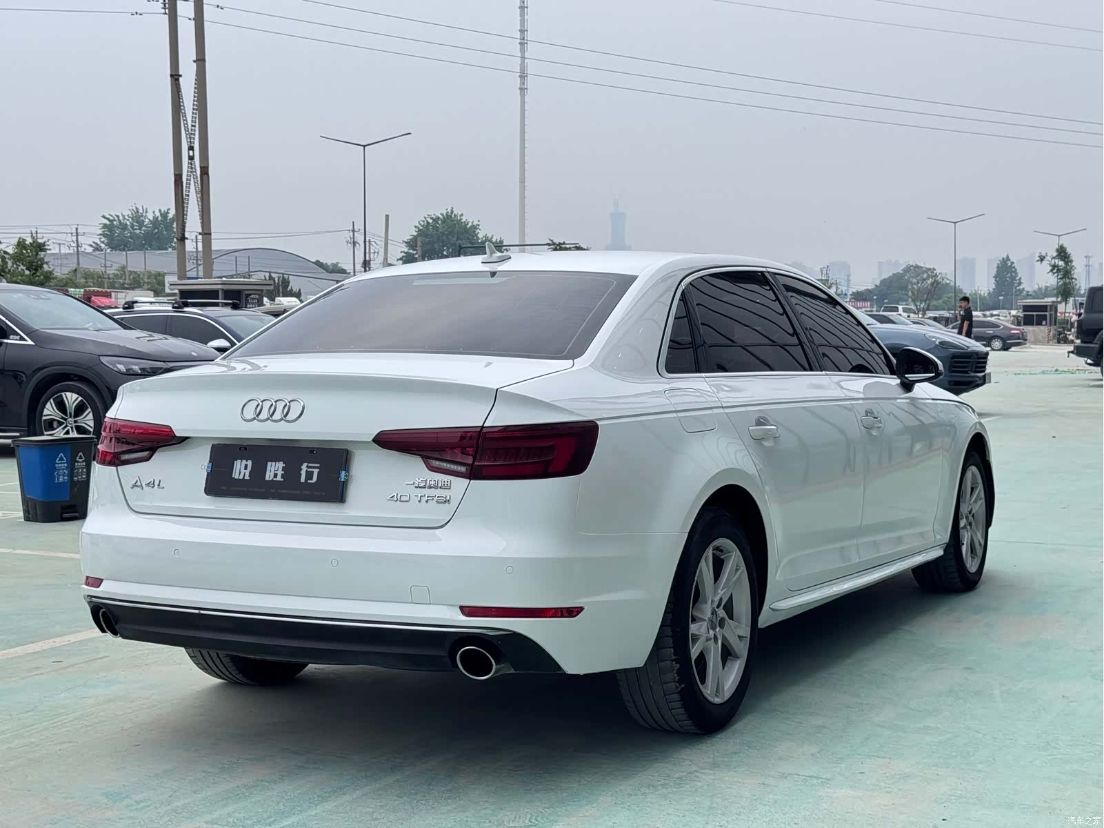 Audi A4L, 2018 7