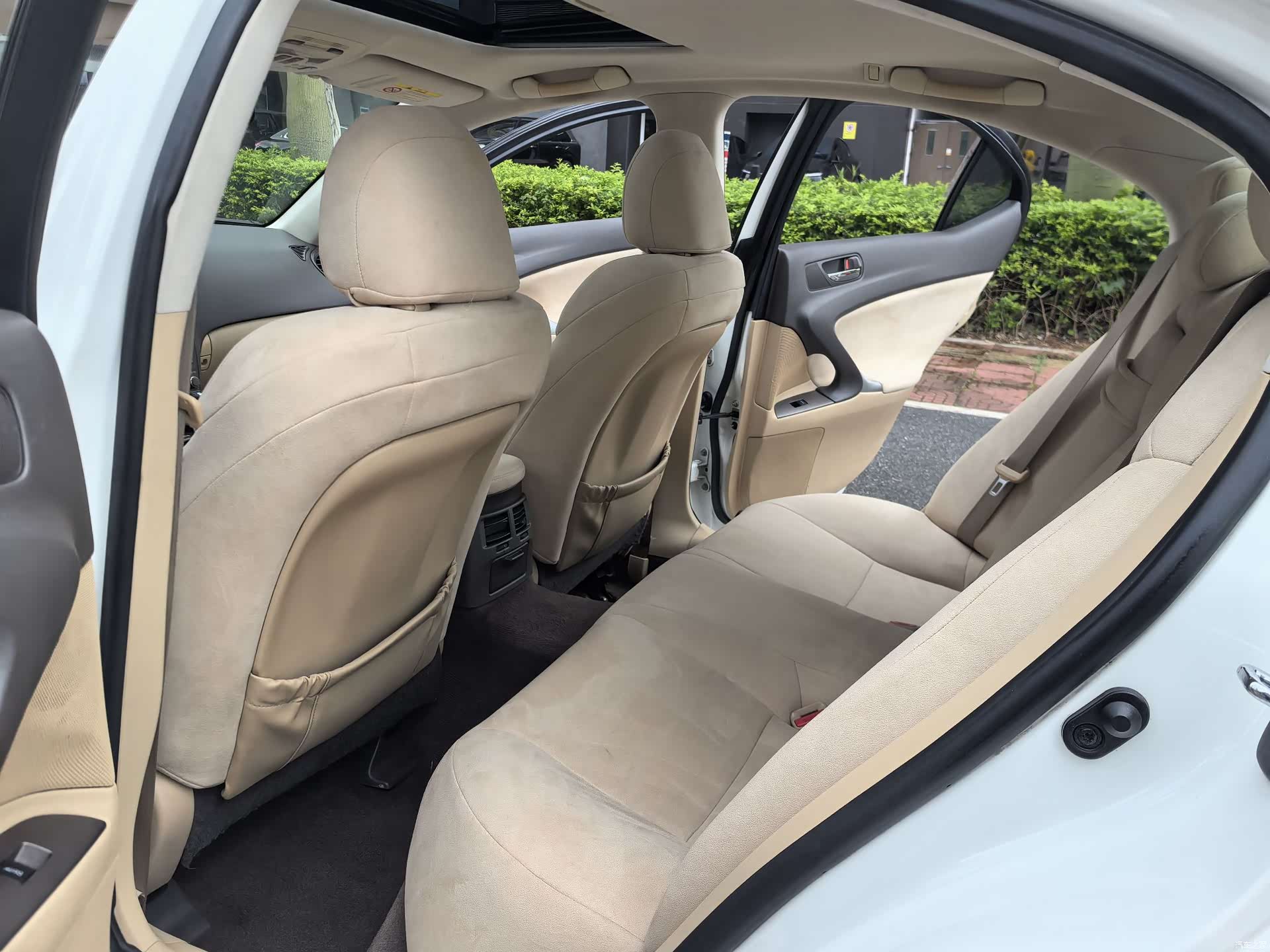 Lexus IS, 2010 12