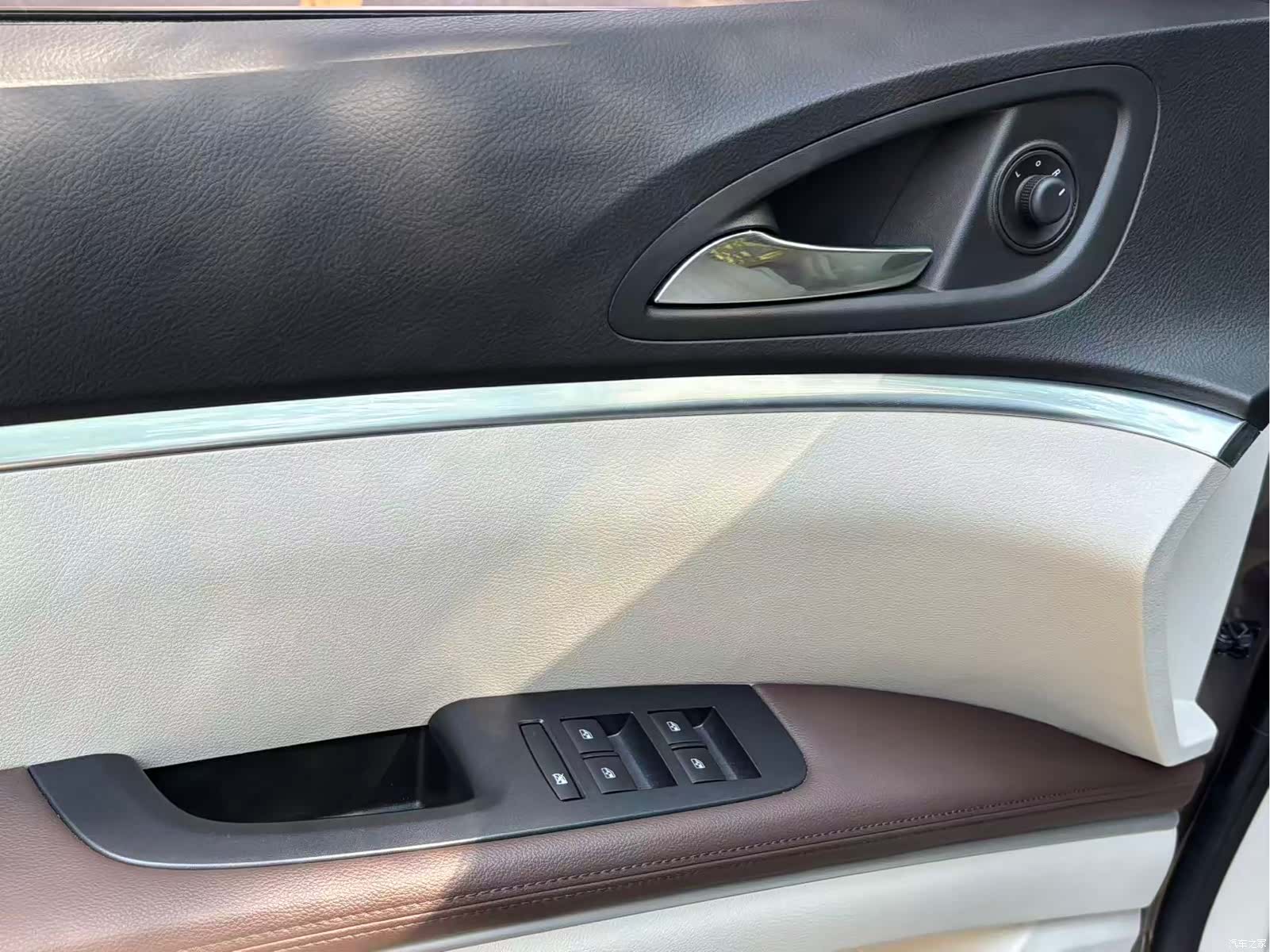 Buick GL8, 2022 7