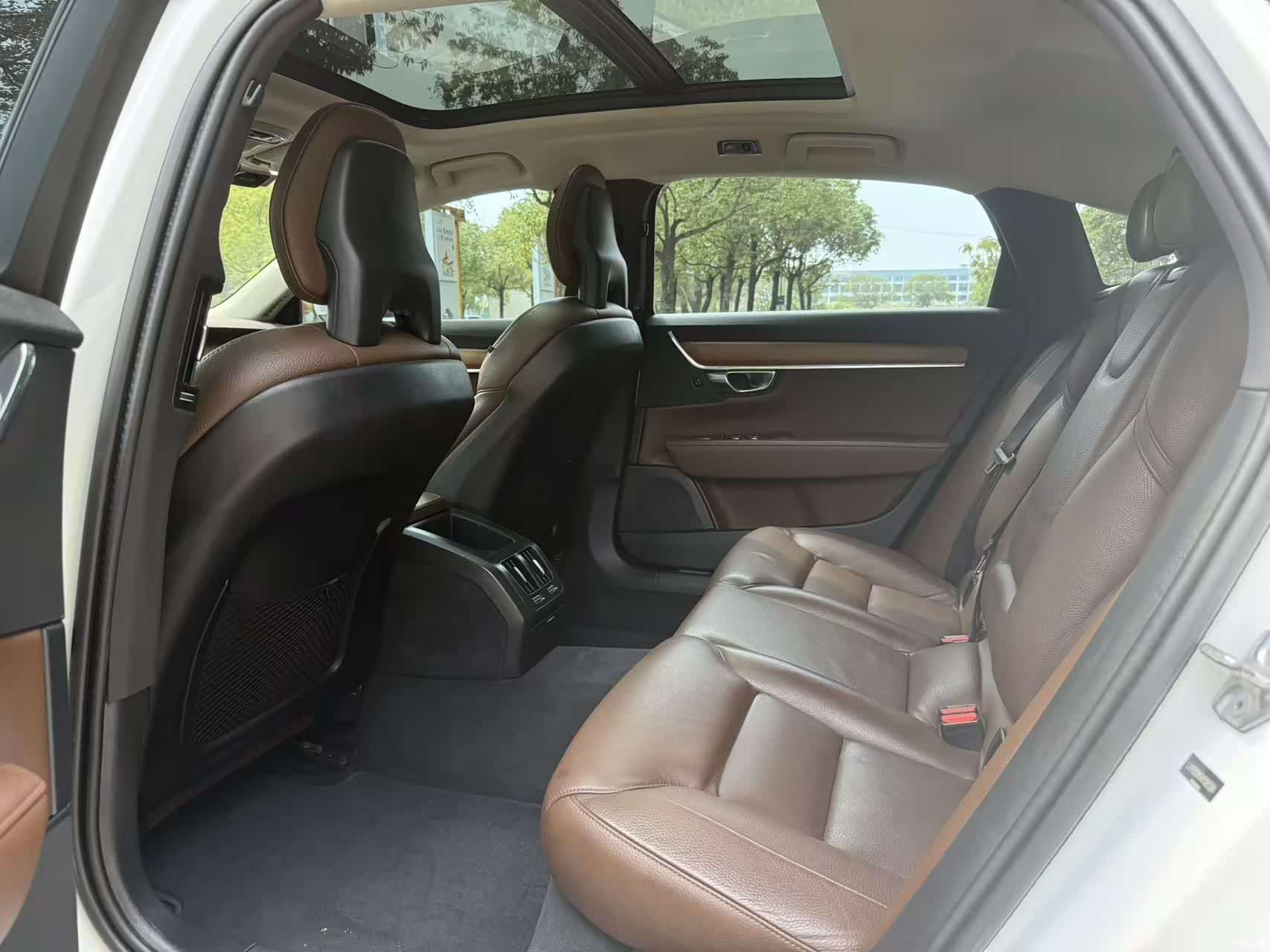 Volvo S90, 2018 все фото
