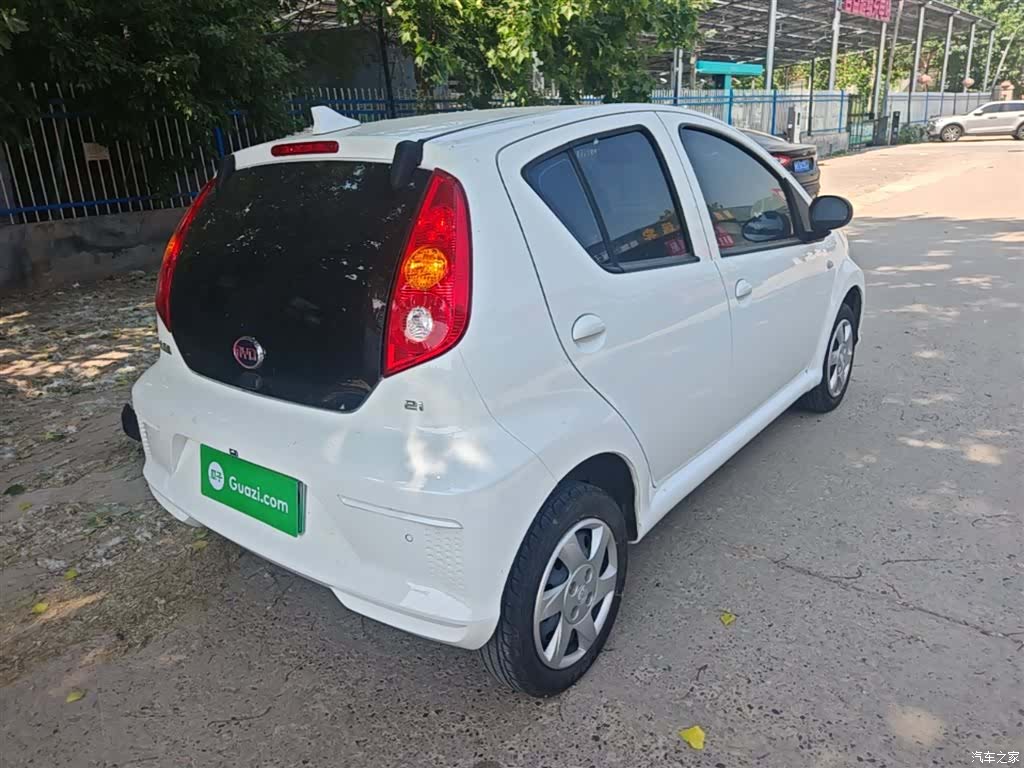 BYD e1, 2021 7