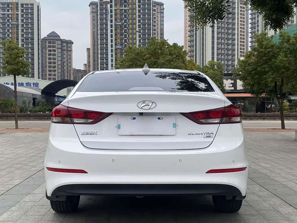 Hyundai Lead