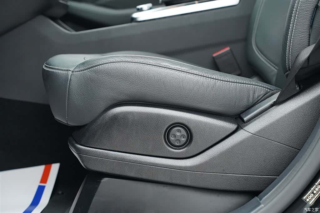 Mercedes-Benz M-Class, 2015 7