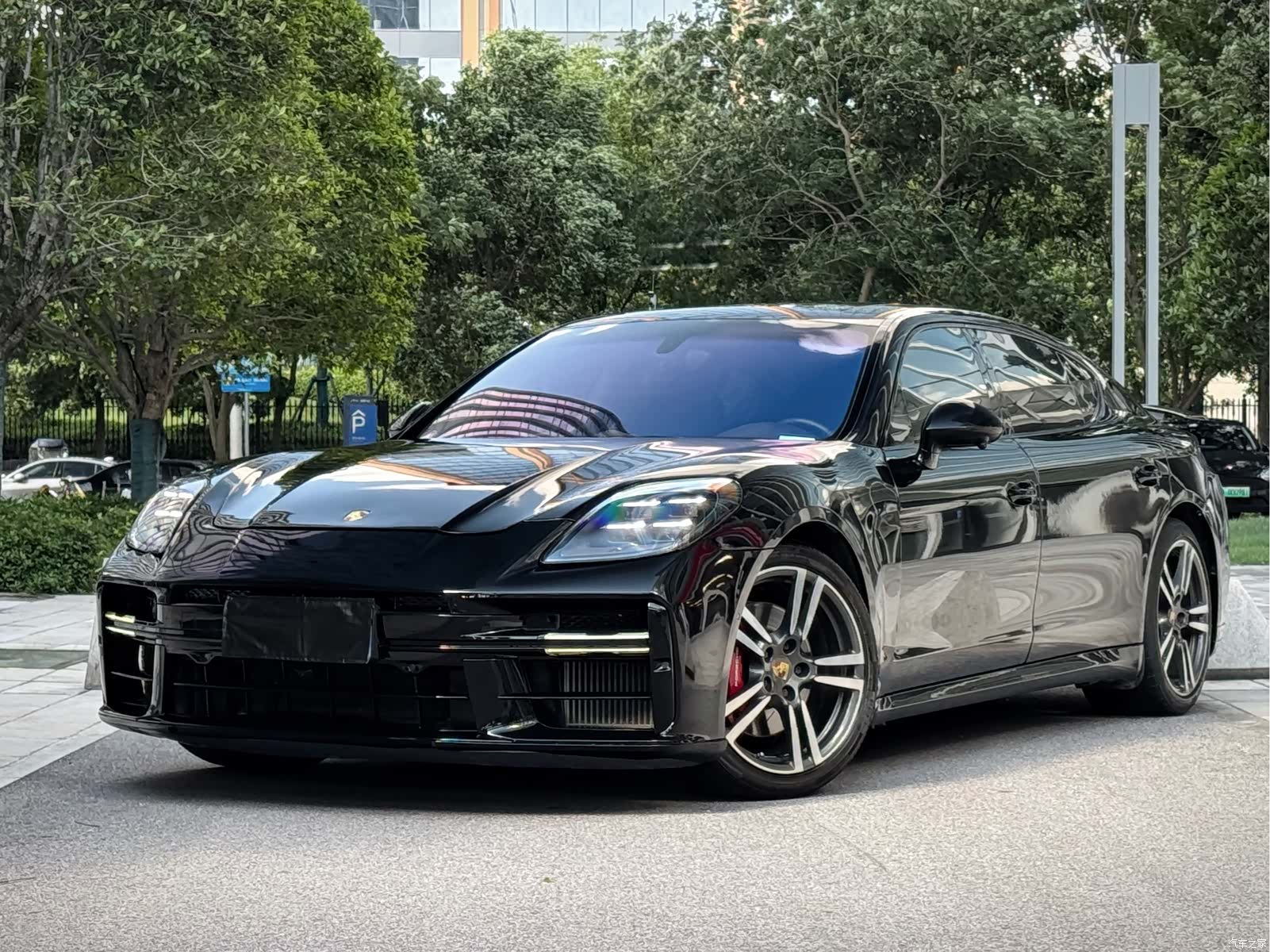 Porsche Panamera, 2015 1
