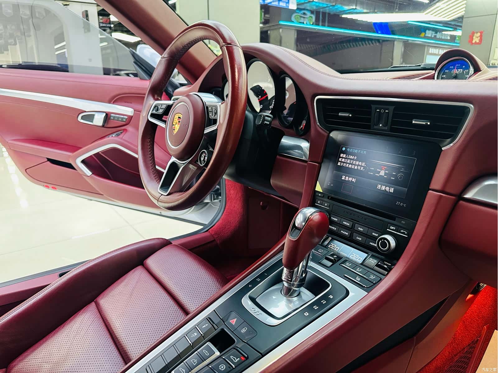 Porsche 911, 2018 15