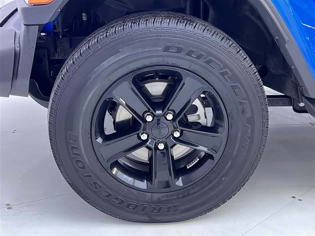 Jeep Wrangler, 2023 11