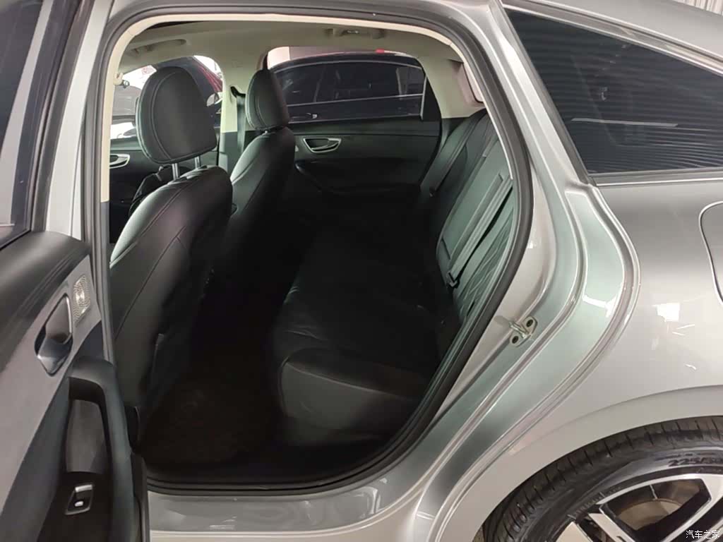 Roewe D7, 2023 17