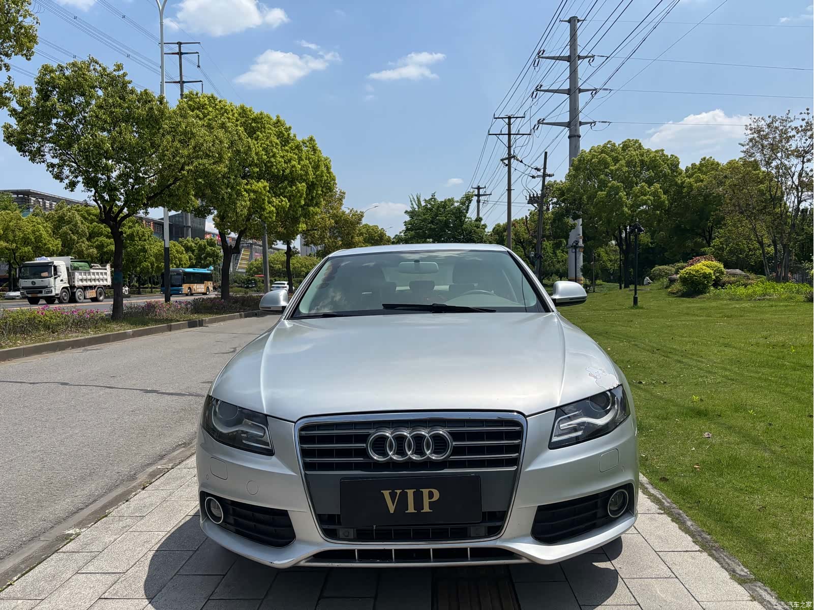 Audi A4L, 2012 3