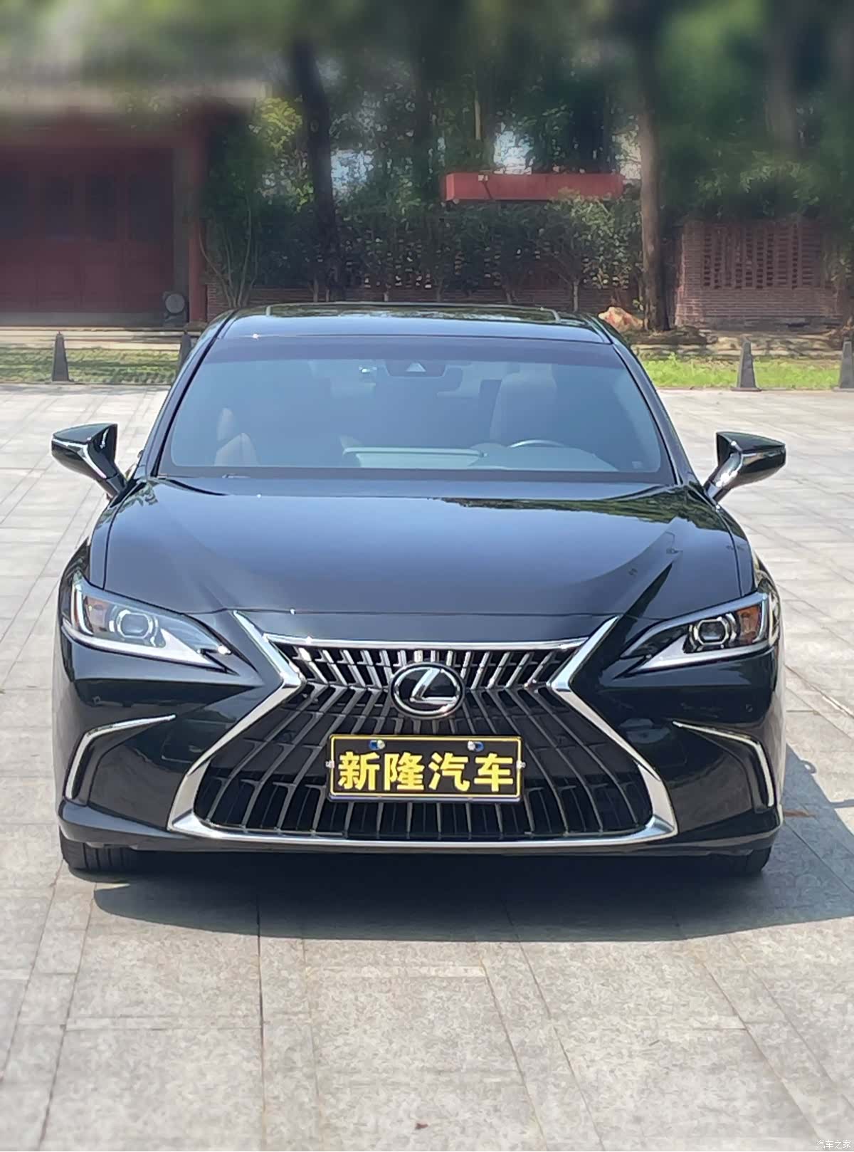 Lexus ES, 2023 2