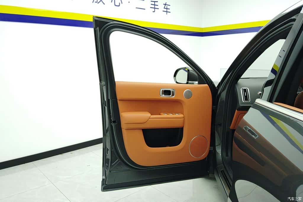 Li Auto L8, 2023 7
