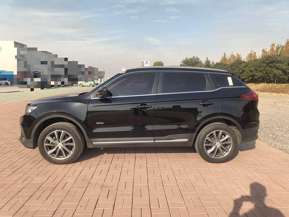 Geely Atlas