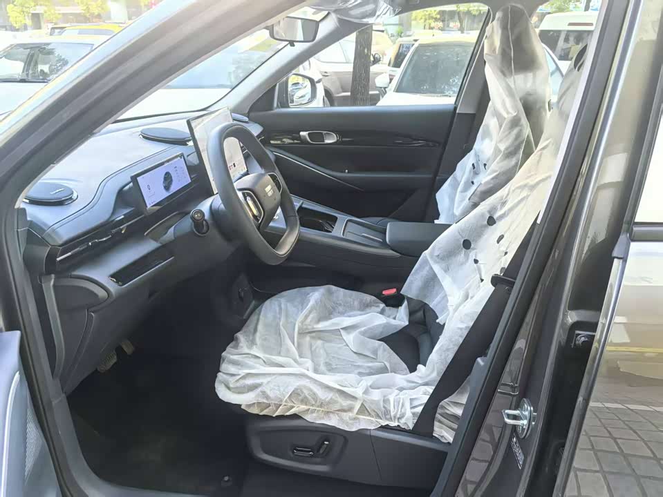 Geely Galaxy Galaxy E5