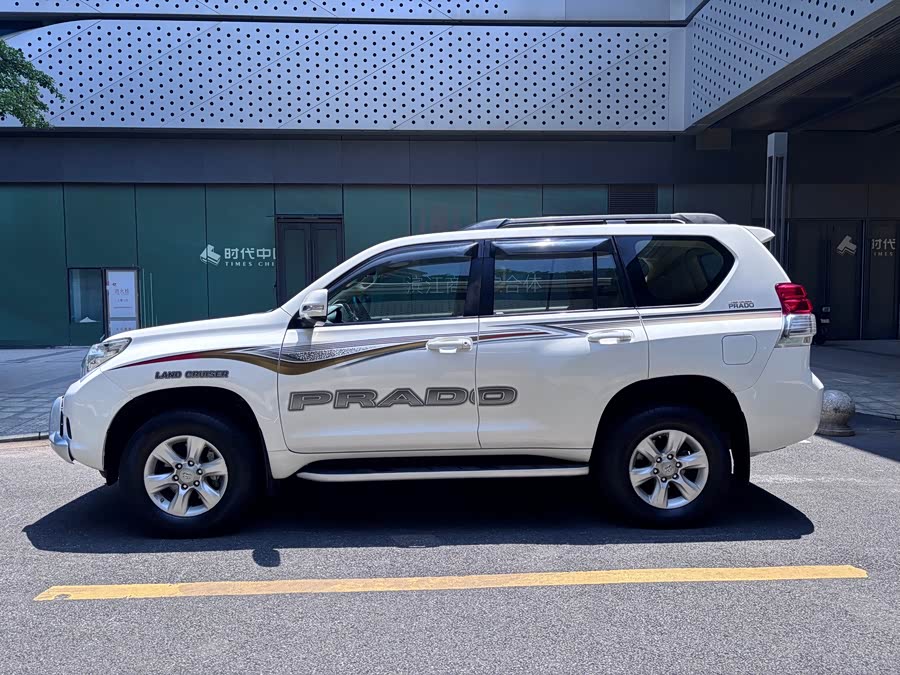Toyota Prado 2012, фото 3
