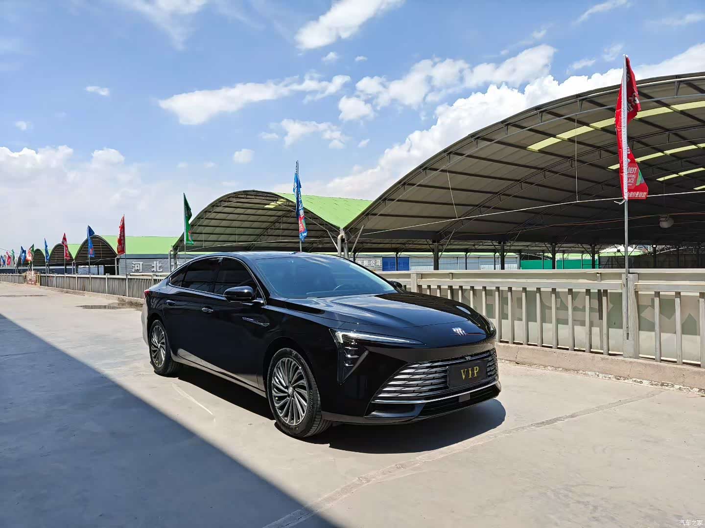 Buick LaCrosse, 2023 3