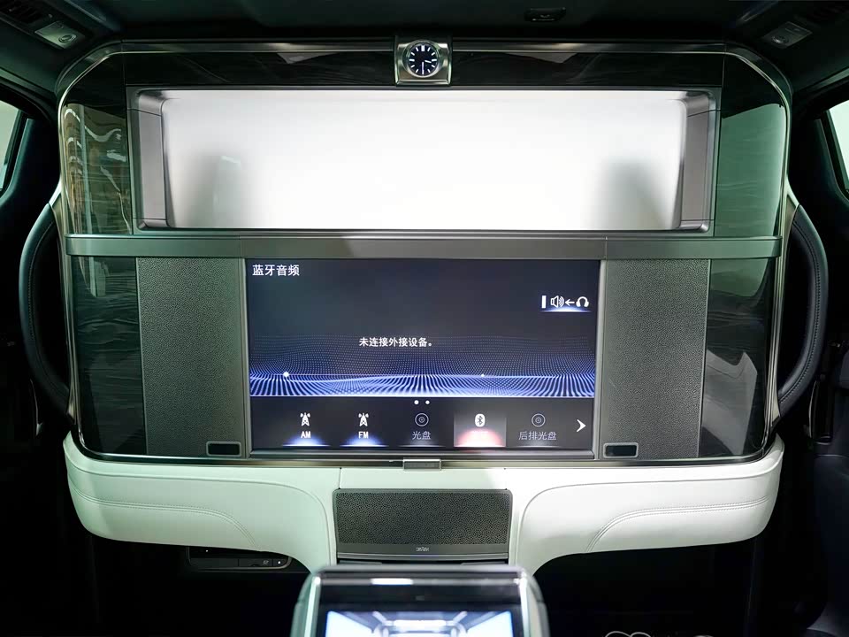 Lexus LM Lexus LM