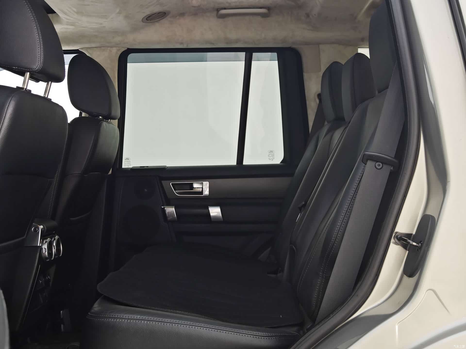 Land Rover Discovery, 2012 8