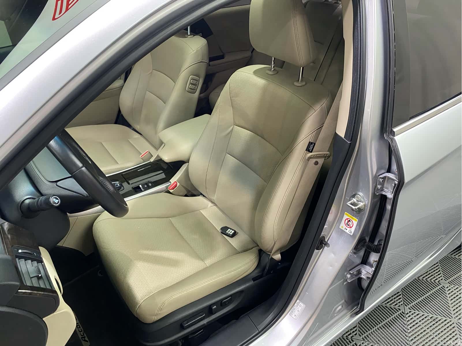 Honda Accord, 2014 10