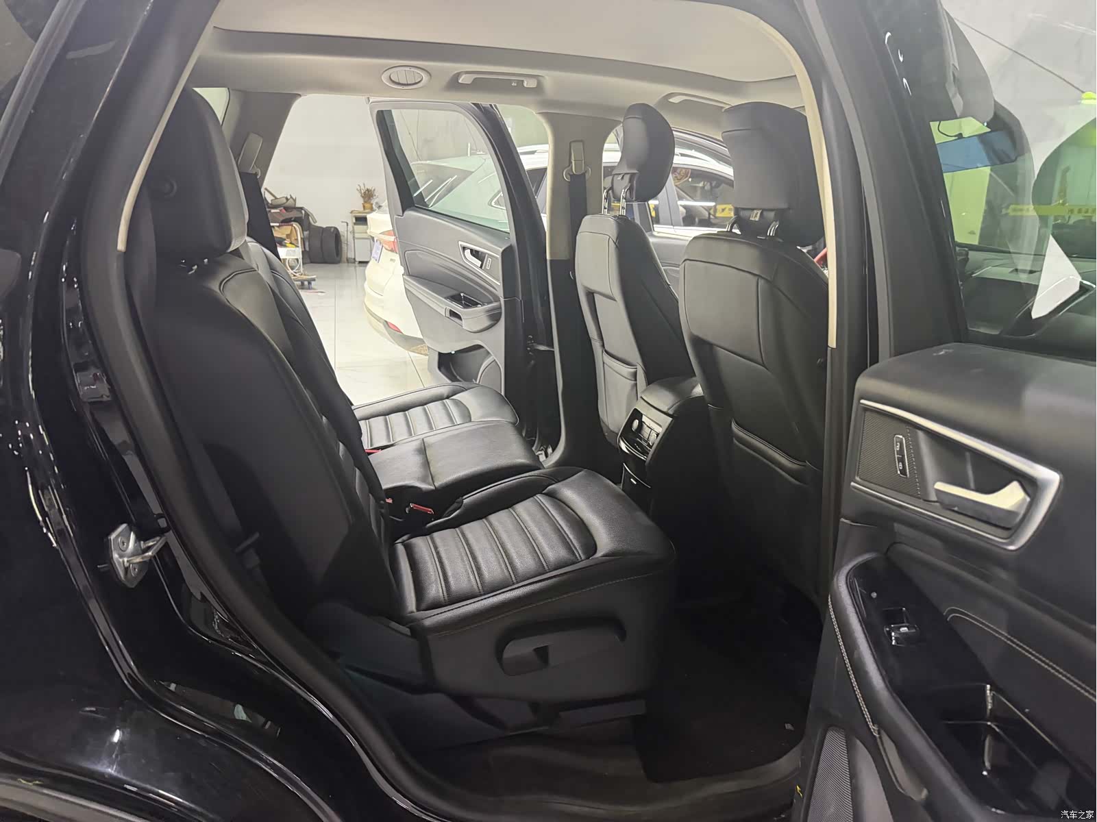 Ford Edge, 2020 9