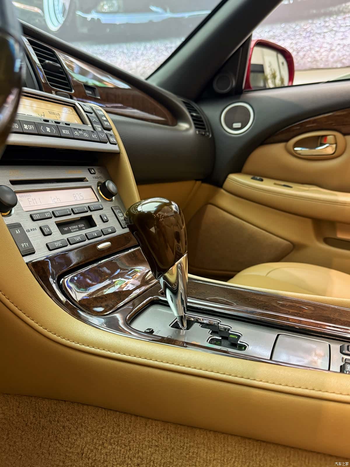 Lexus SC, 2009 19