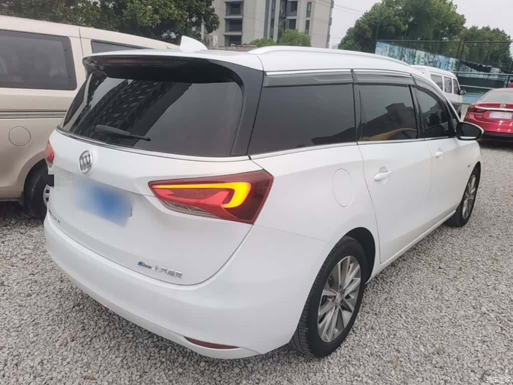 Buick GL6, 2022 7