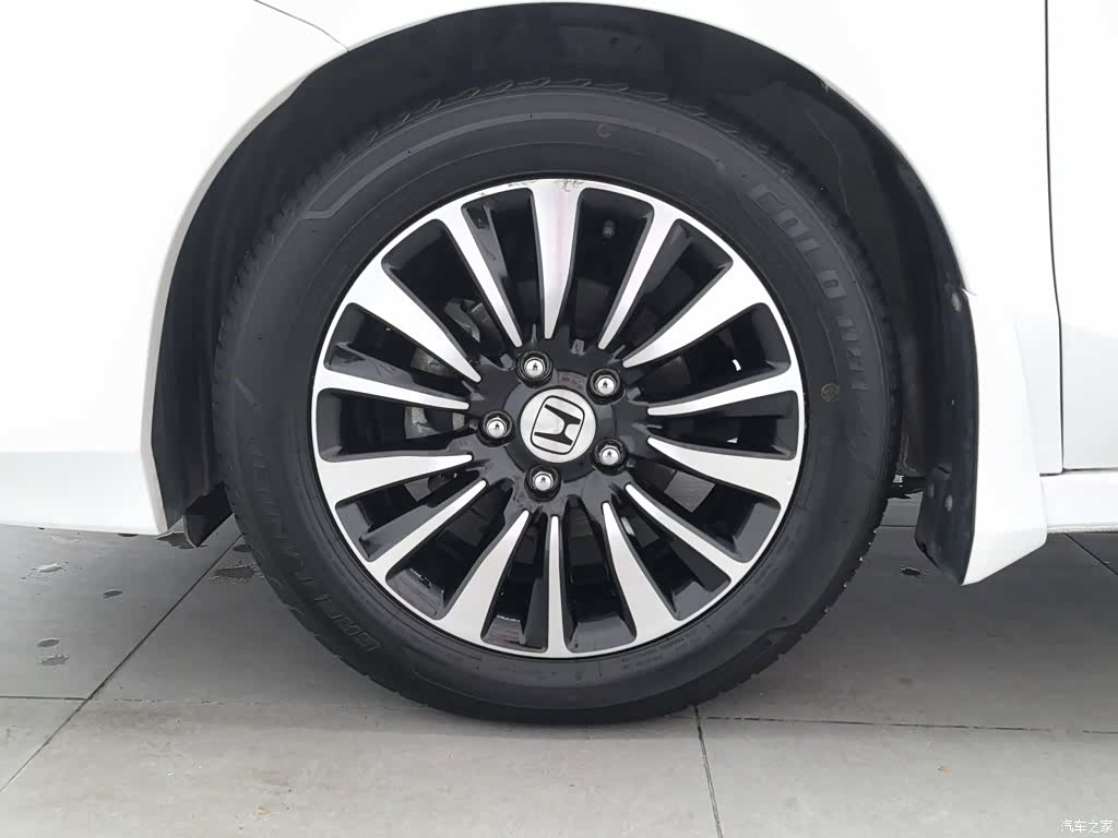 Honda Crider, 2015 17