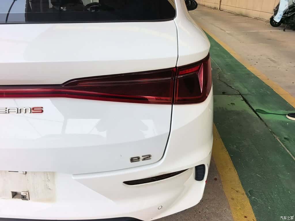 BYD E2, 2020 8