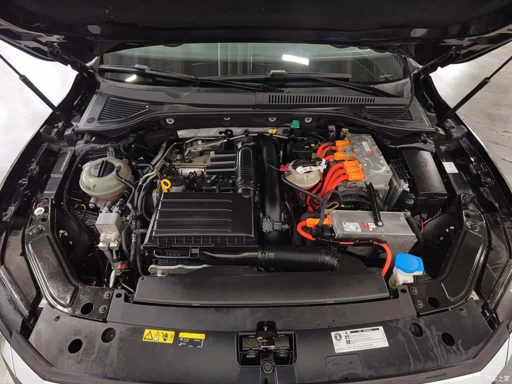 Volkswagen Passat, 2020 6