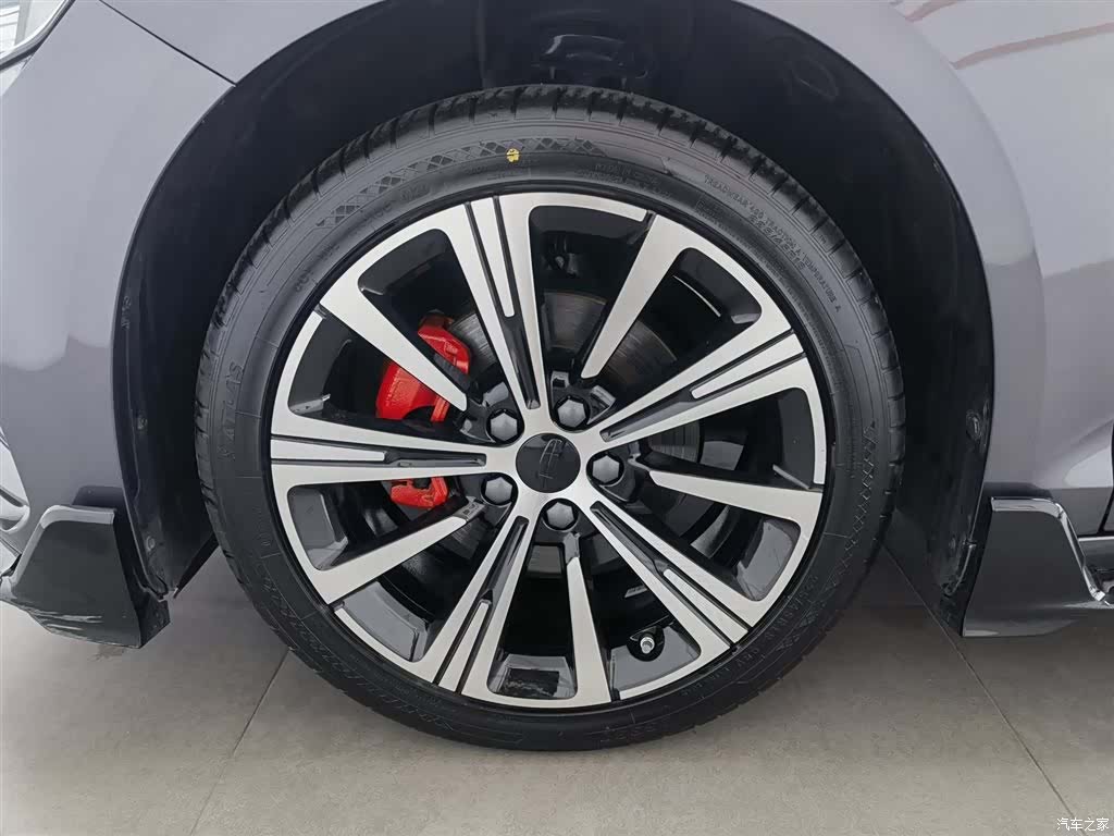 Geely Preface, 2024 17