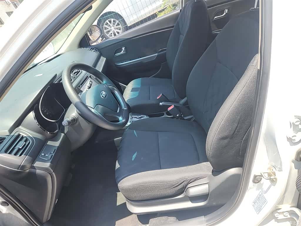 Kia K2, 2015 15