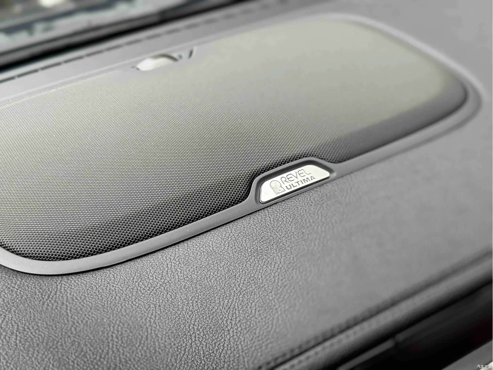 Lincoln Navigator, 2019 12
