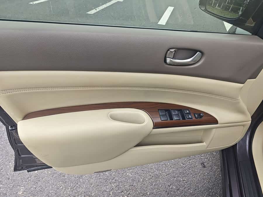 Nissan Altima 2011, фото 8