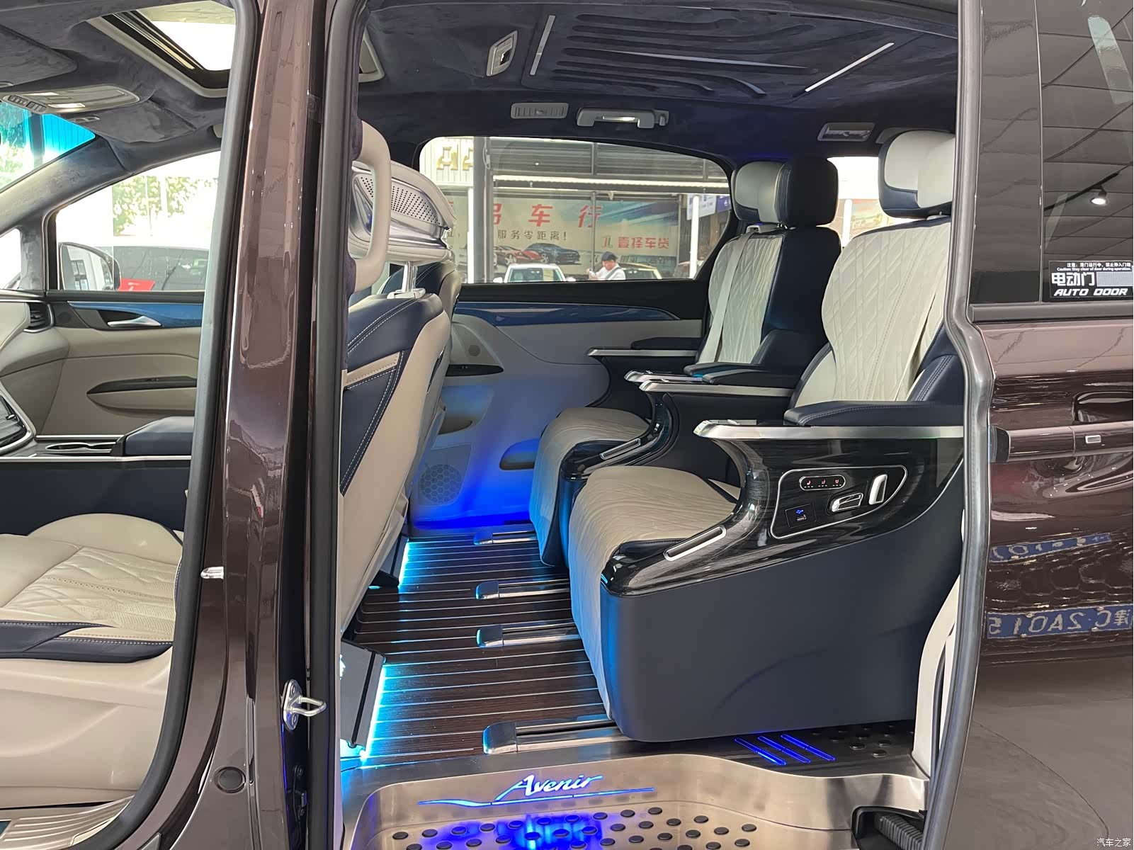 Buick GL8, 2021 все фото