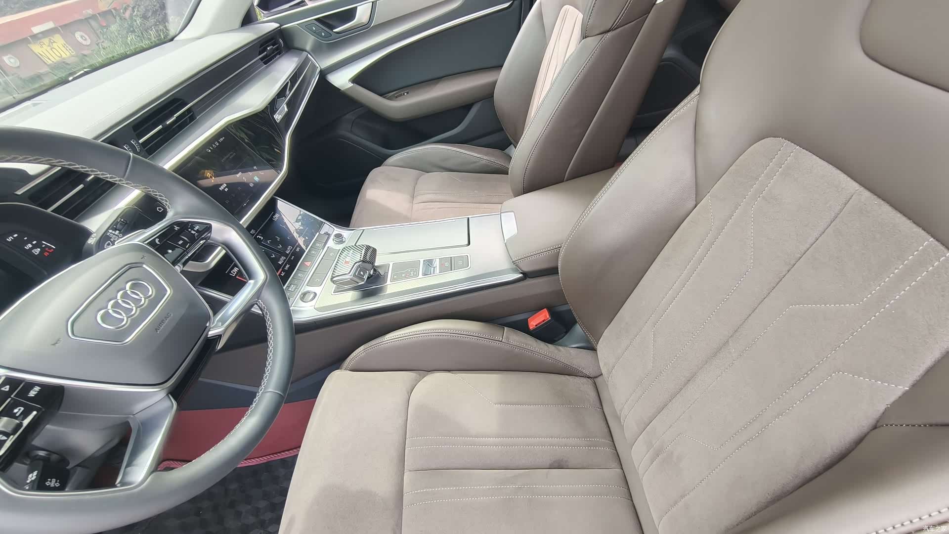 Audi A7L, 2023 11